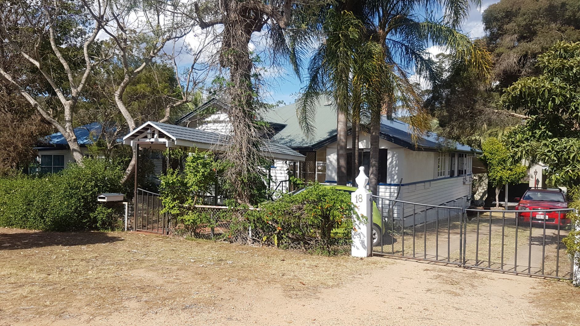 18 Esk Street, CROWS NEST QLD 4355