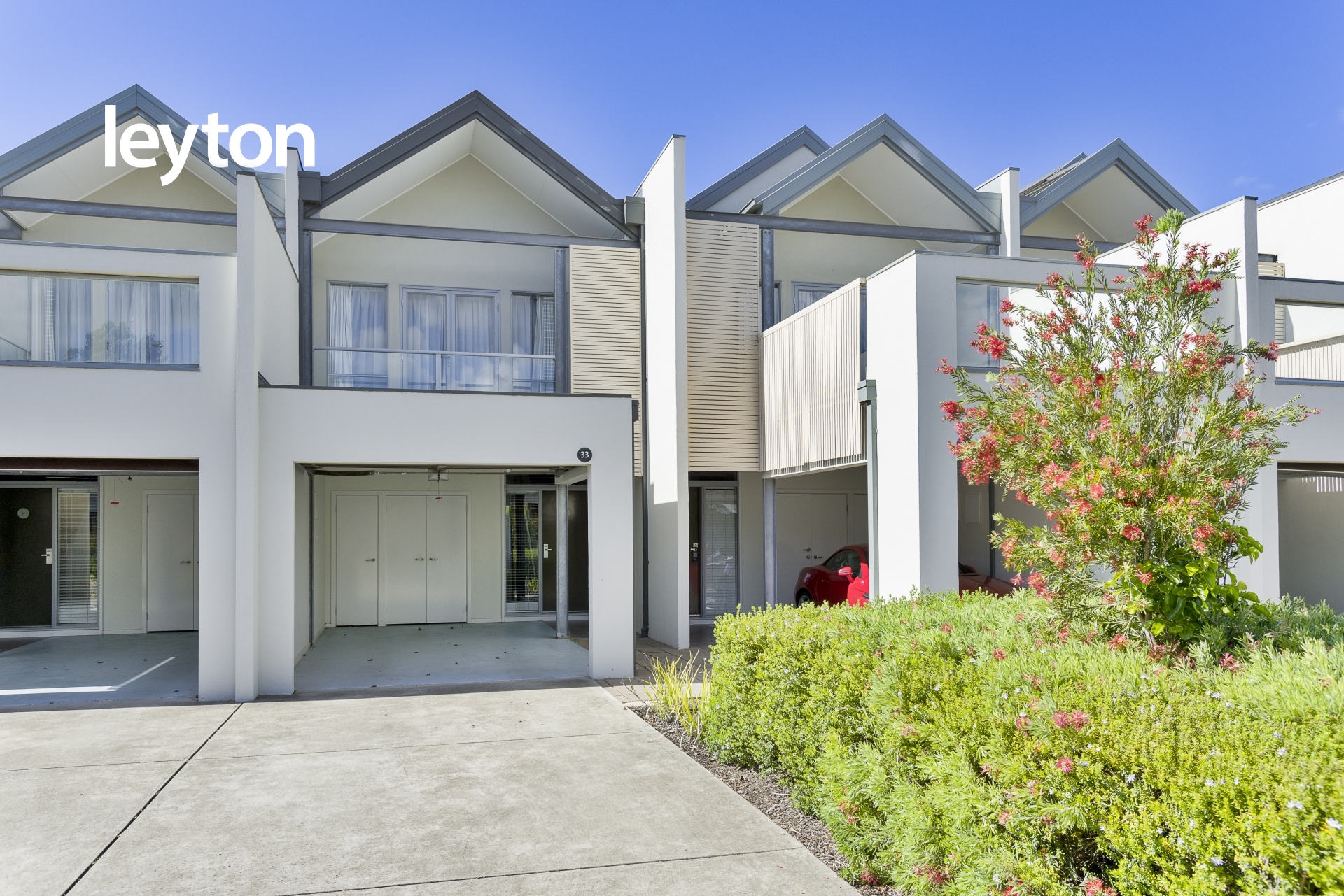 33 / 9 Greg Norman Drive, POINT COOK VIC 3030