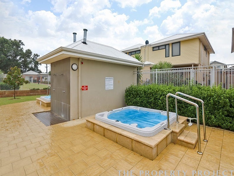 44 45 Elvire Street Viveash WA 6056