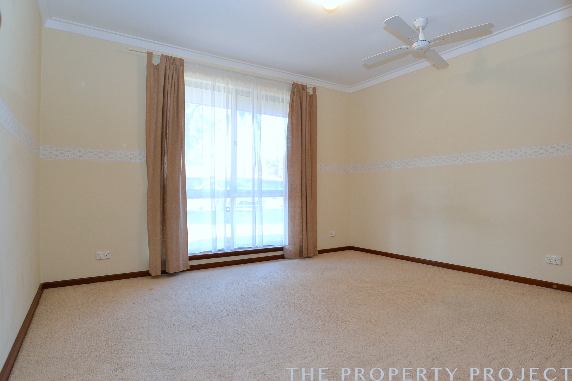 4 Crossandra Way Greenwood WA 6024