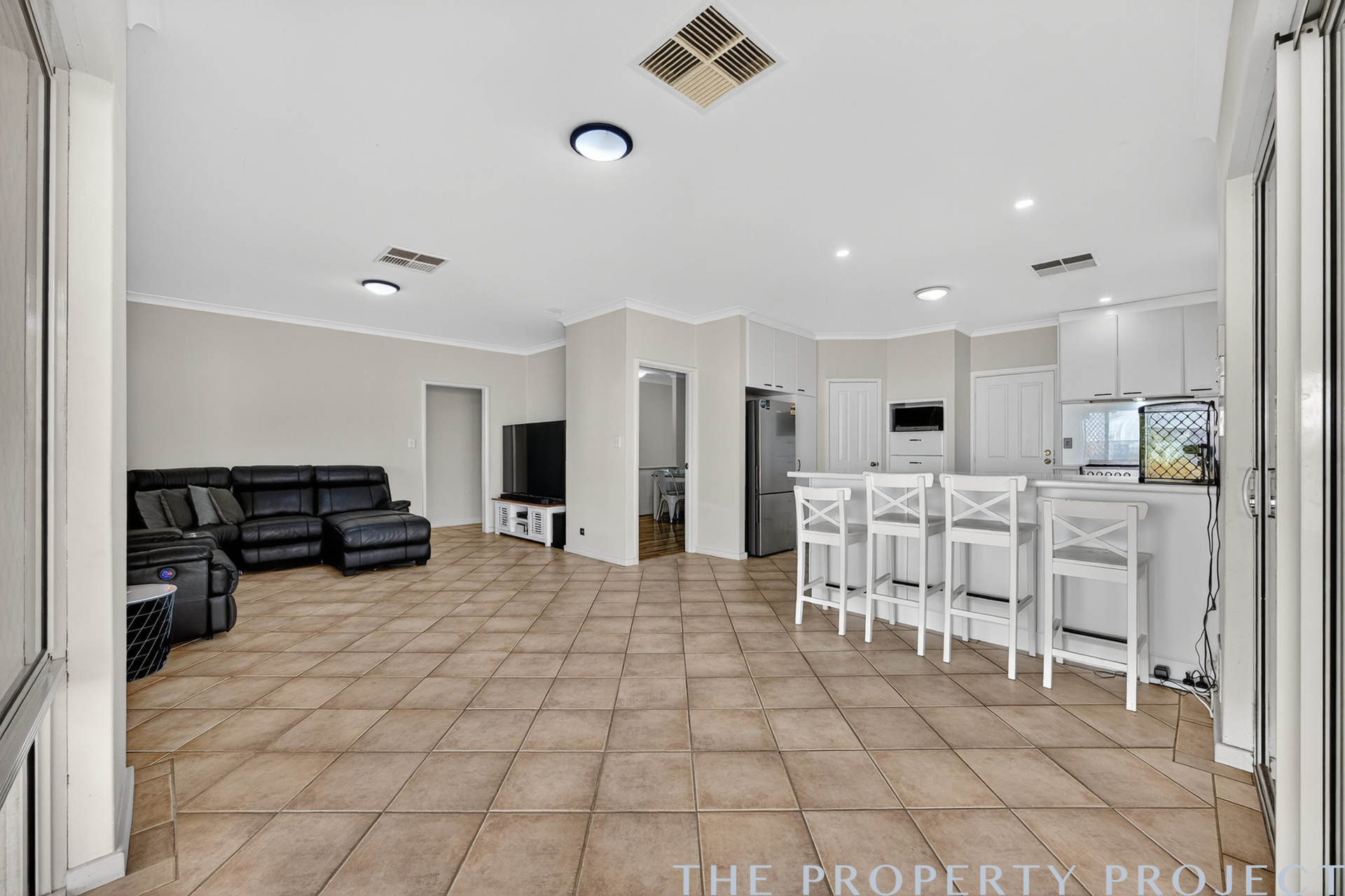 17 The Oval Madeley WA 6065