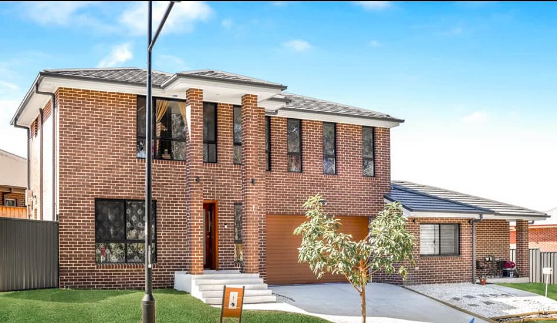 31 Fleming Drive, CAMPBELLTOWN NSW 2560