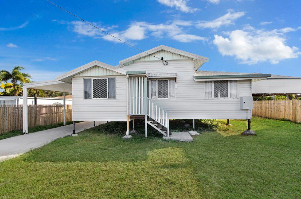 3 Baker Street, HERMIT PARK QLD 4812