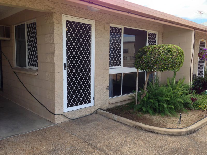 4 / 35 Granville Street, PIMLICO QLD 4812