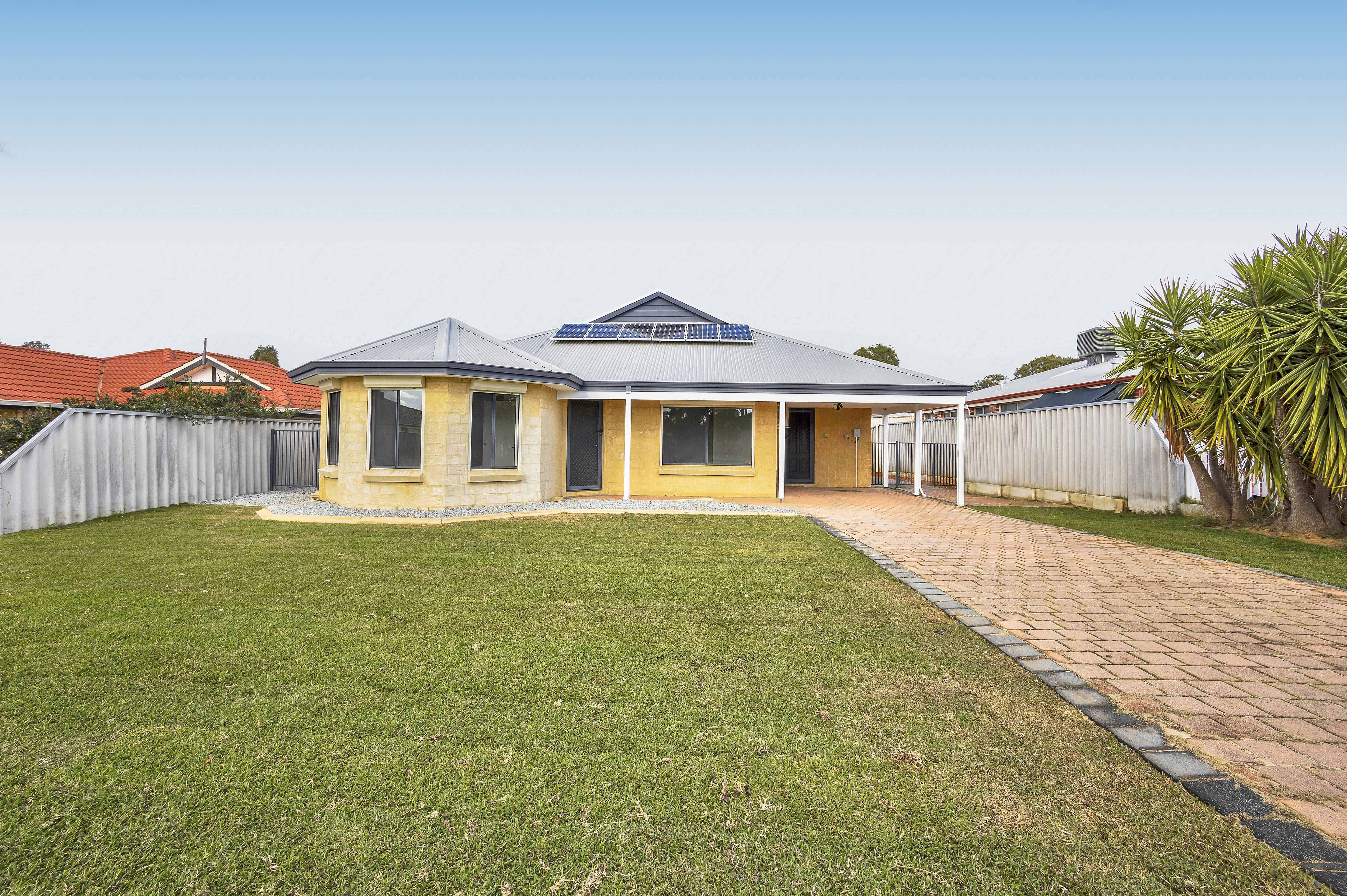 19 Witchetty Loop, BANKSIA GROVE WA 6031