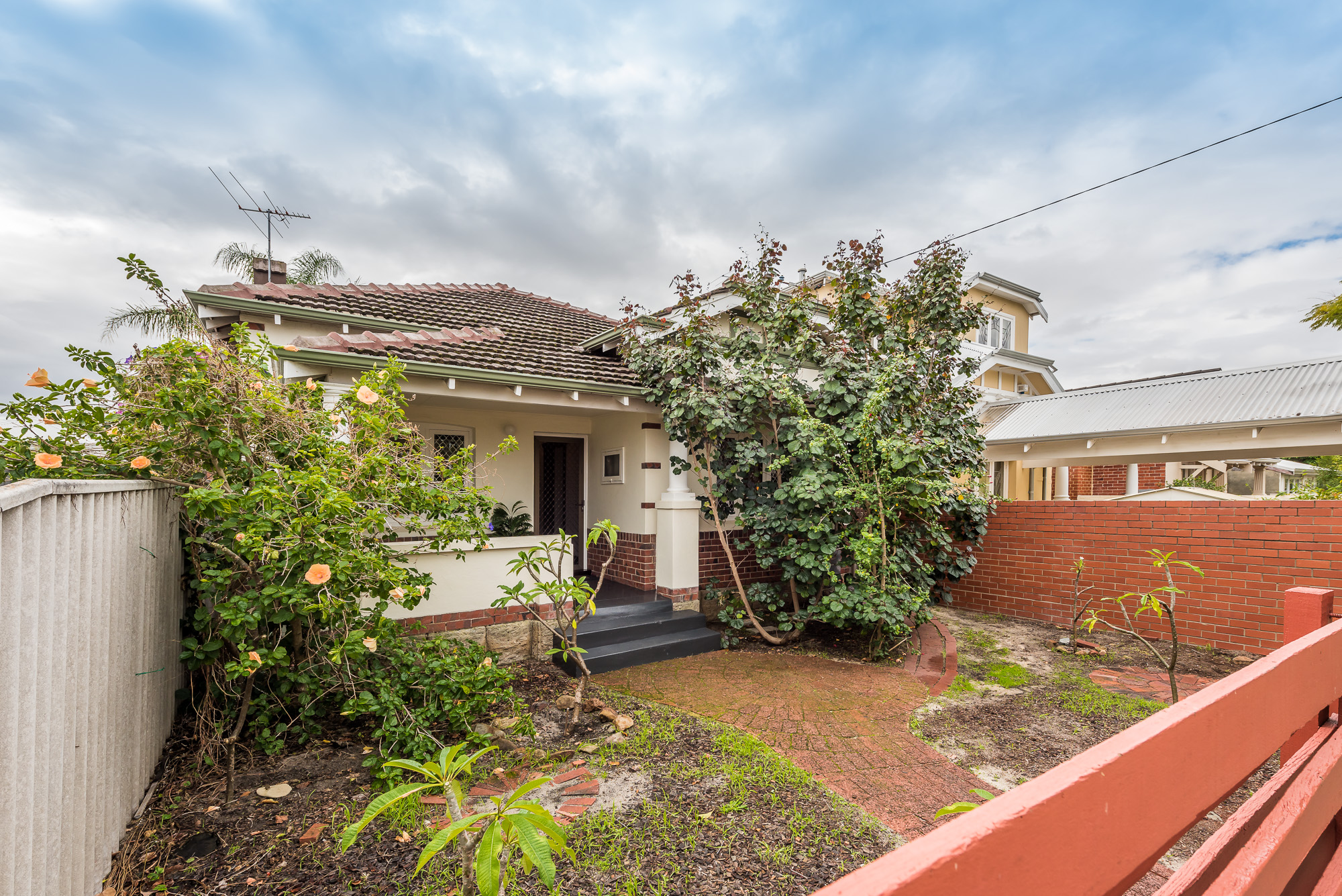 102 Anzac Road Mount Hawthorn WA 6016