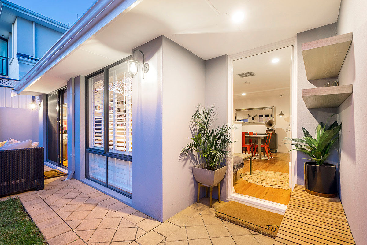 207a Grand Promenade Doubleview WA 6018