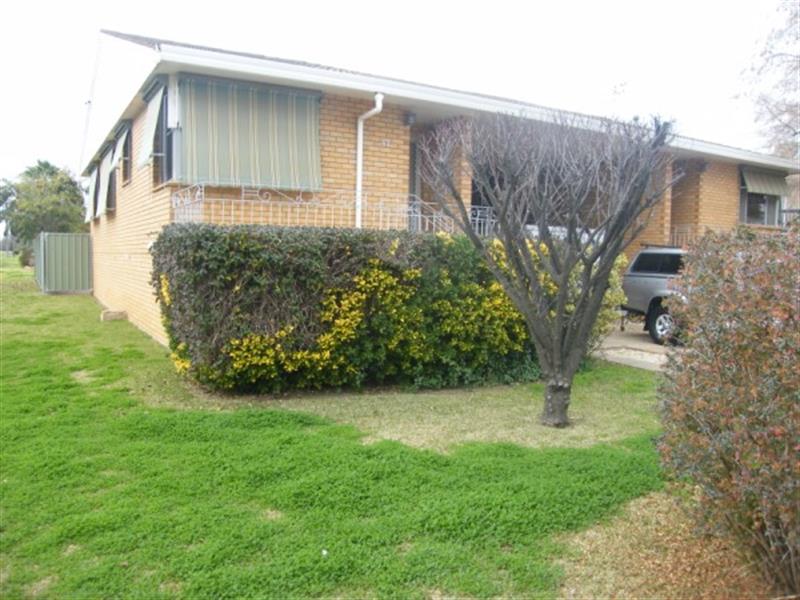 1 / 42 Hill  Street, FORBES NSW 2871