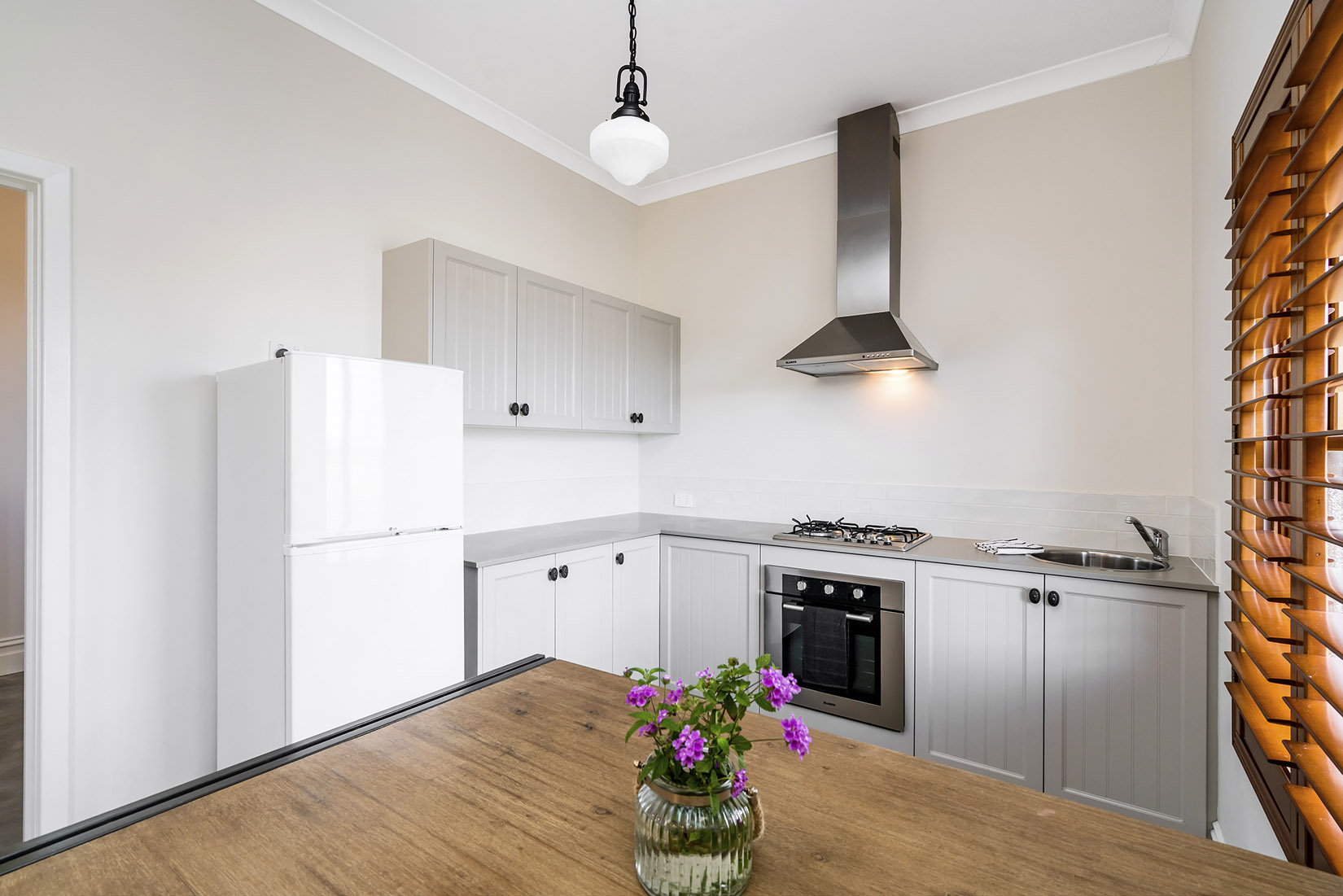 24 Leonora Street Como WA 6152
