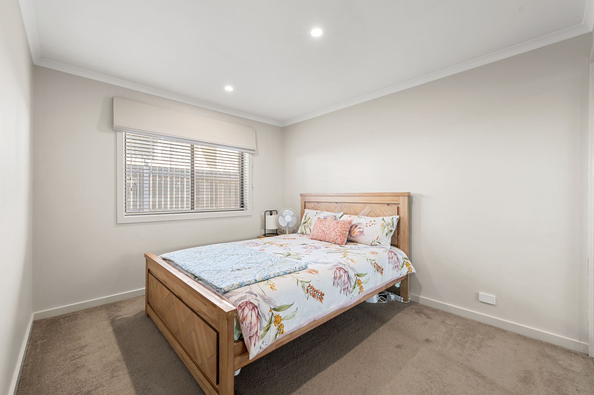 27 Judith Wright Street, Franklin, photo 8
