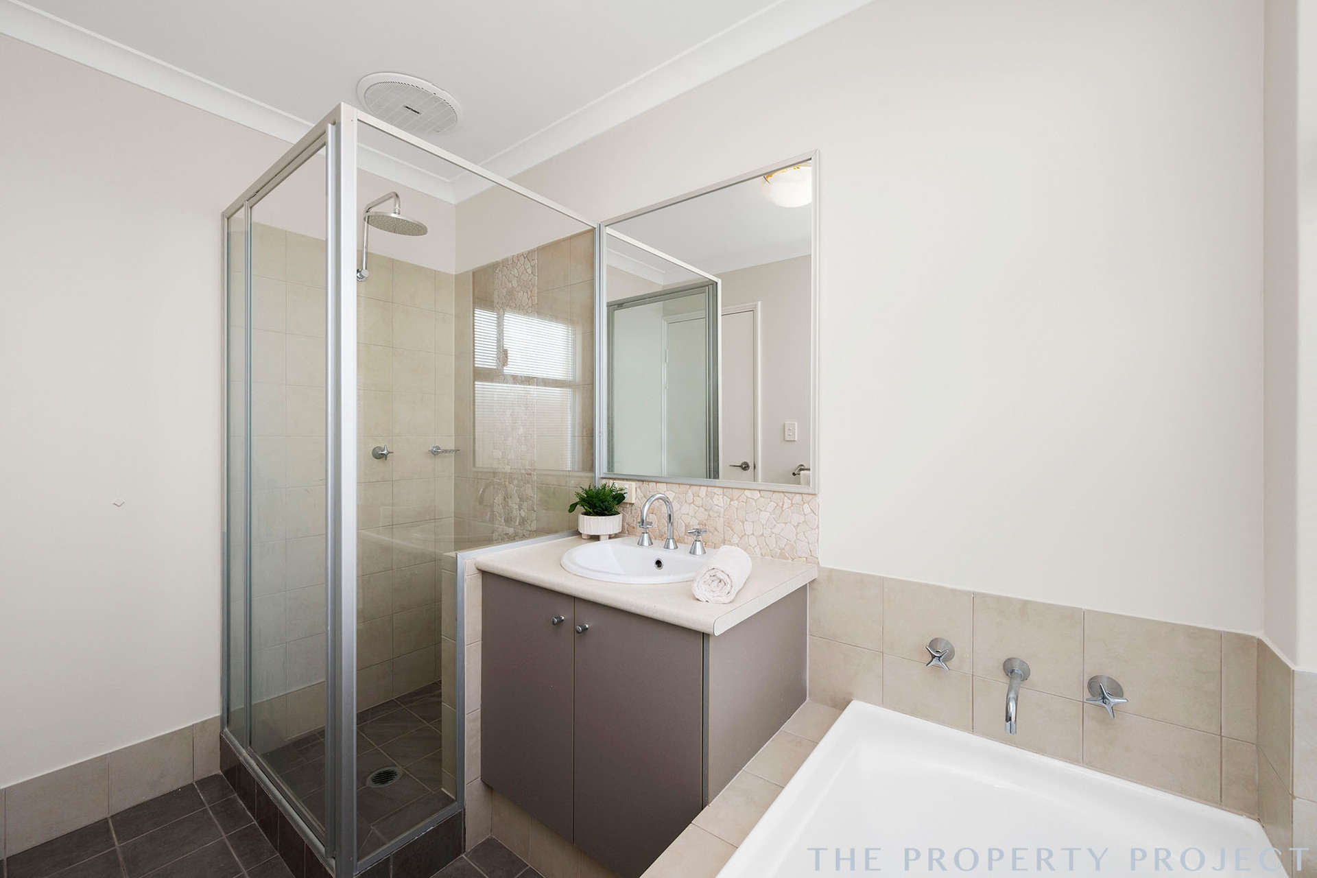 72 Appleby Drive Darch WA 6065