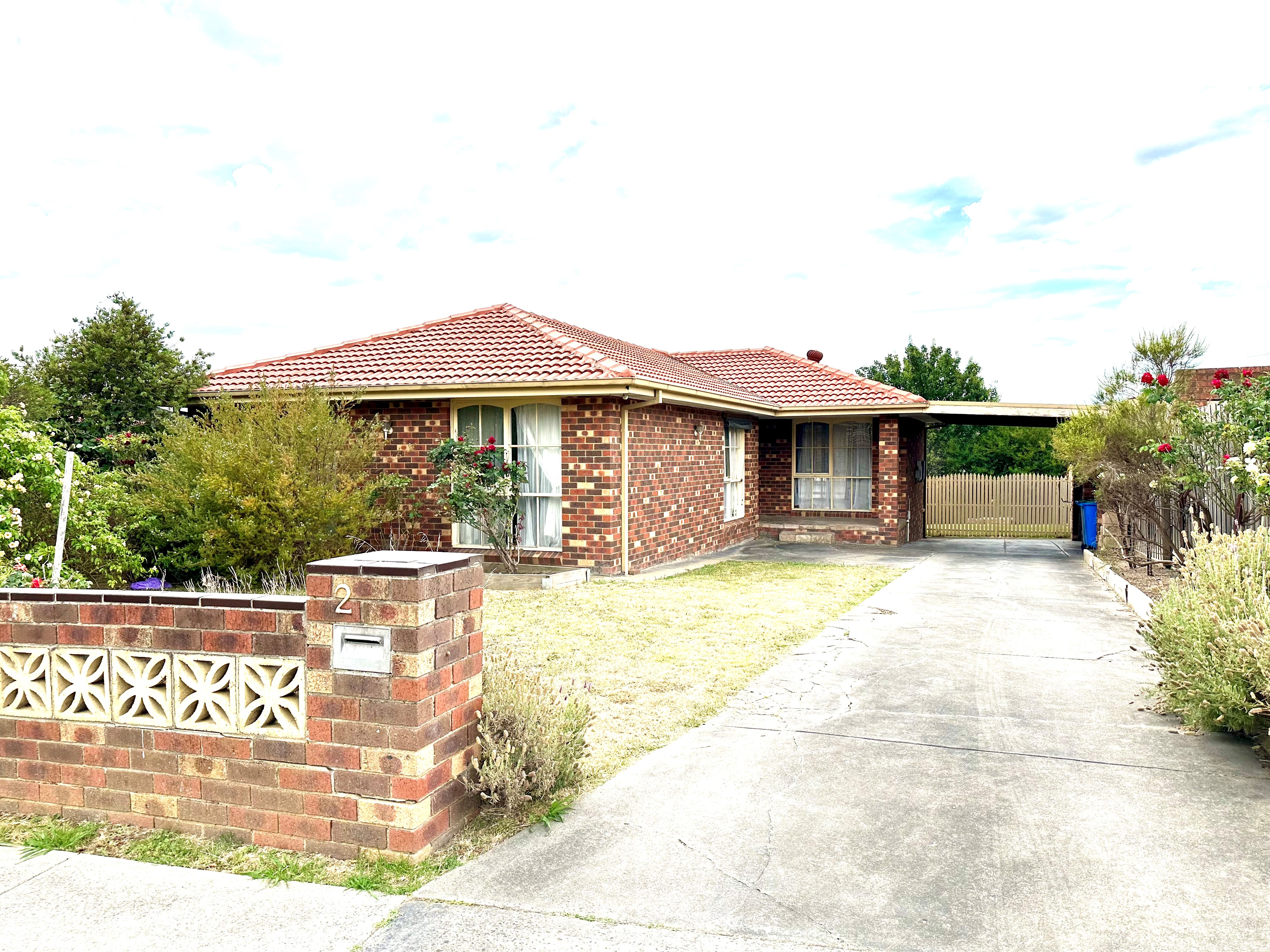 2 Evonne Court, ENDEAVOUR HILLS VIC 3802