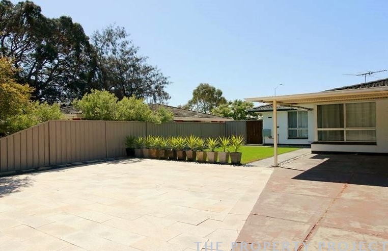 33 Sharon Drive Carine WA 6020
