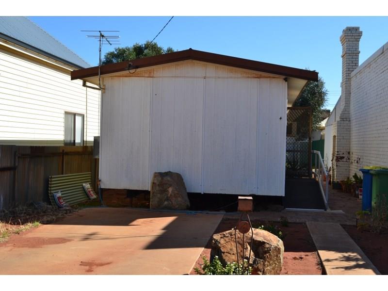 4 Dugan Street, KALGOORLIE WA 6430