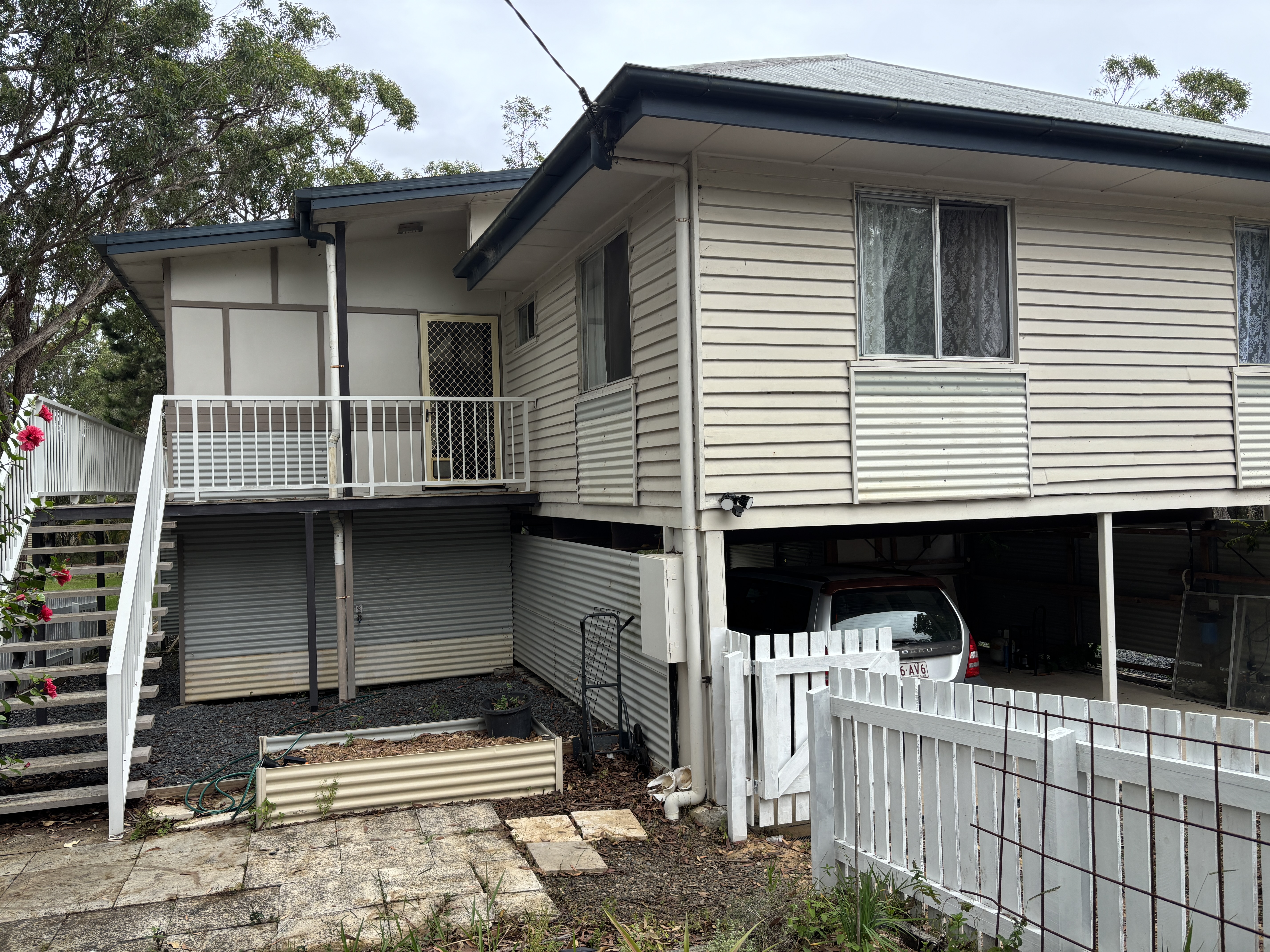 37 Yacht Street, RUSSELL ISLAND QLD 4184