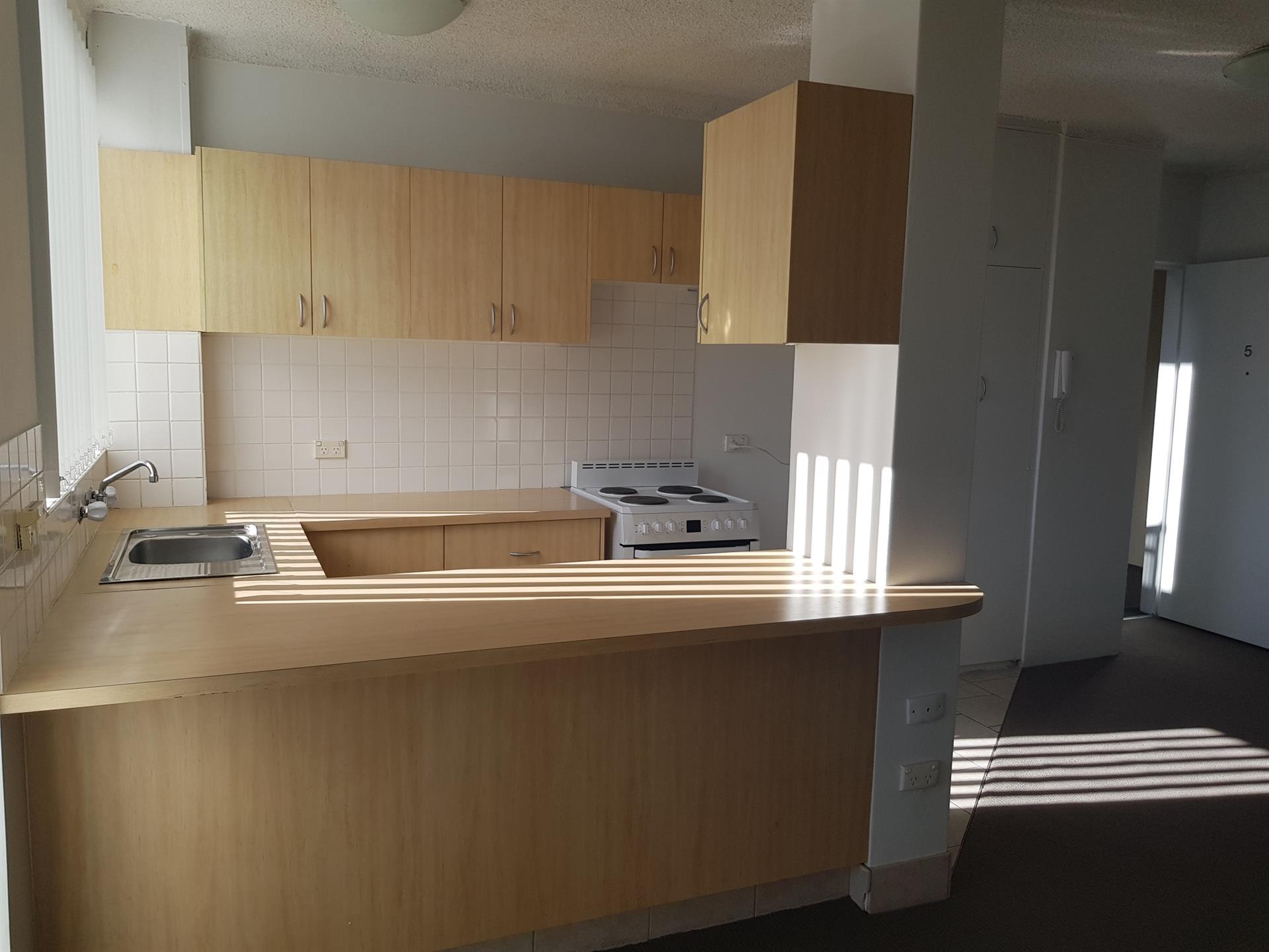 5 / 5 Hoddle Avenue, BRADBURY NSW 2560