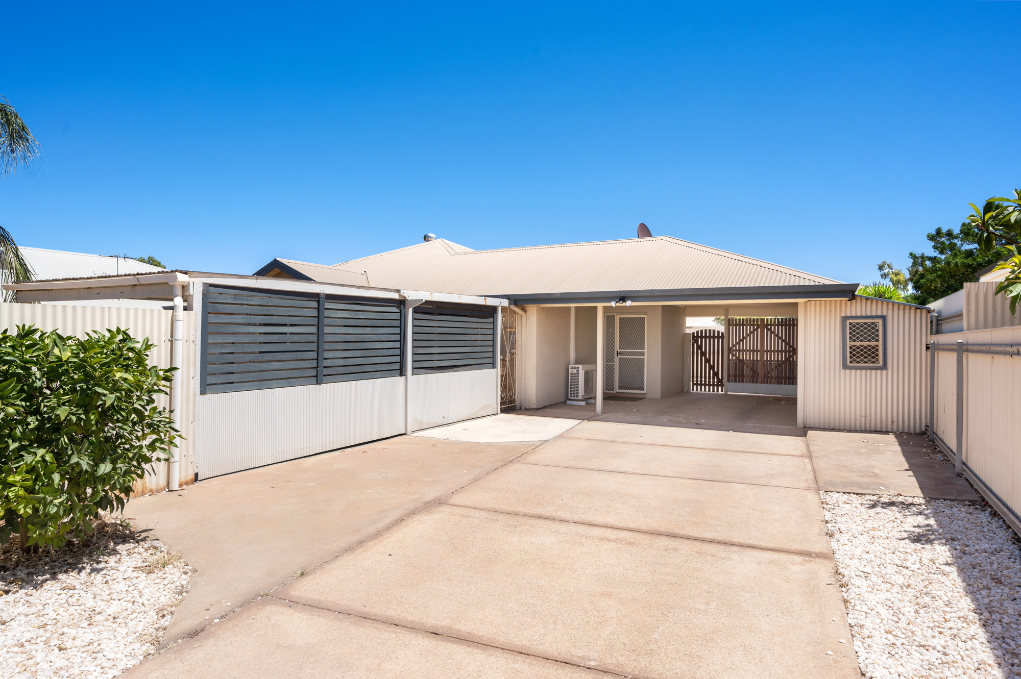 42A Davidson St, SOUTH KALGOORLIE WA 6430