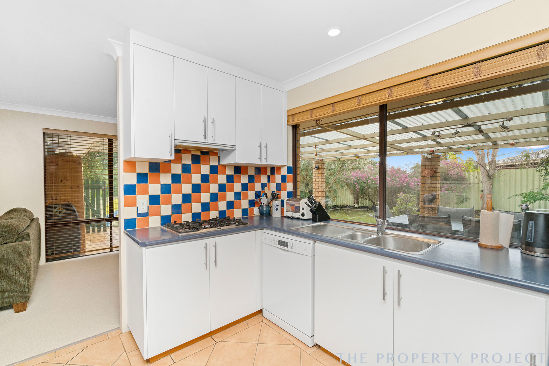 8 Pergola Place Edgewater WA 6027