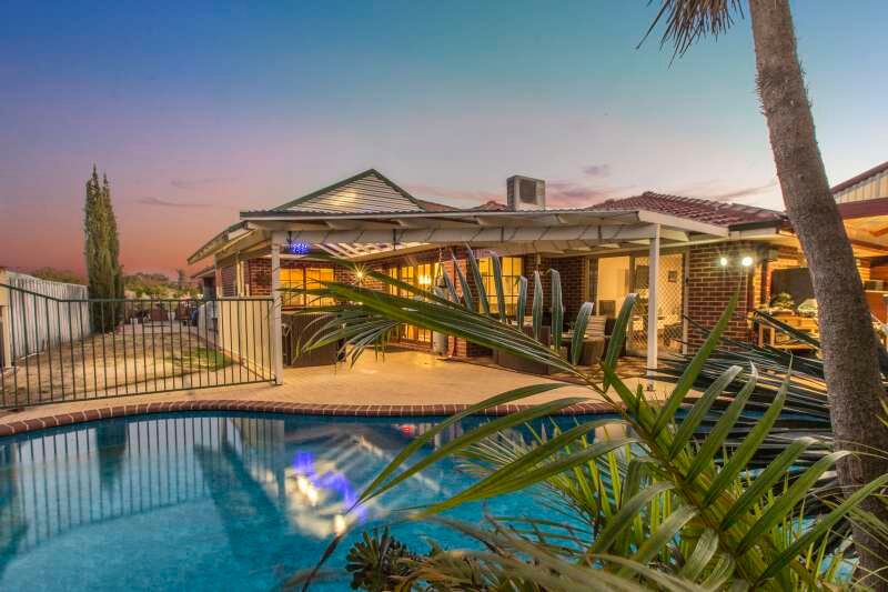 2 Hermite Rise Sorrento WA 6020