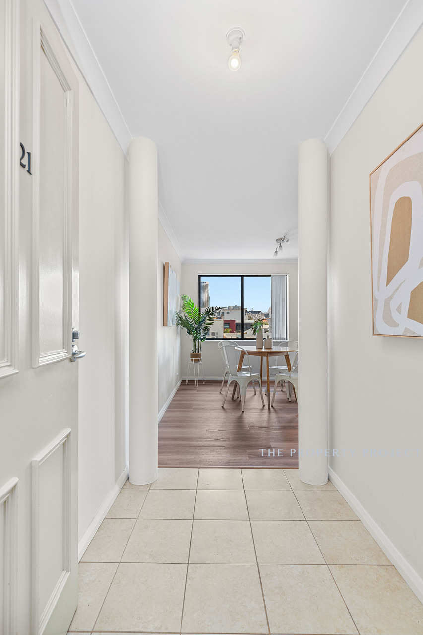 21 10 Pendal Lane Perth WA 6000