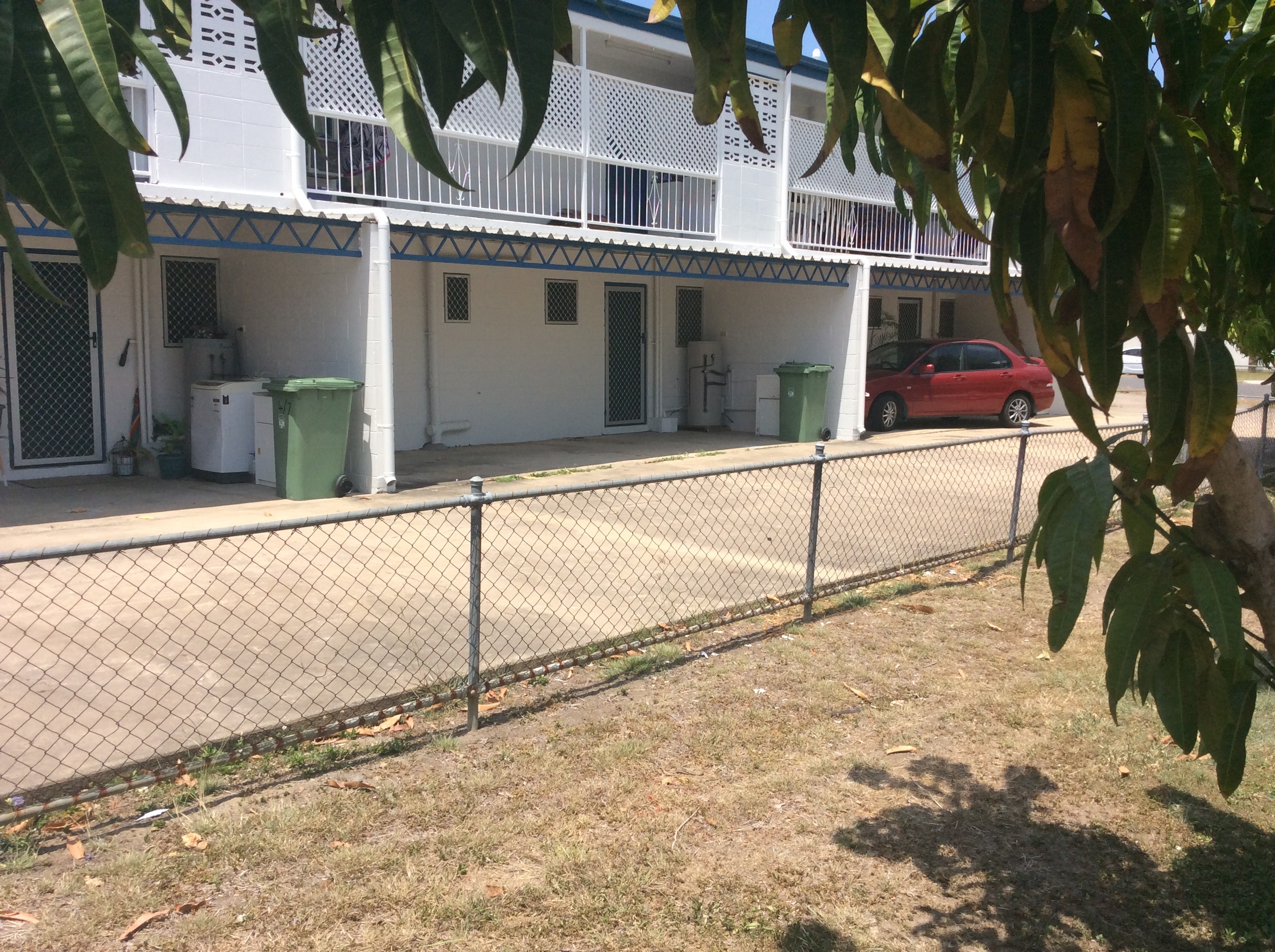 Unit 5 / 7 Mcintosh St, HERMIT PARK QLD 4812