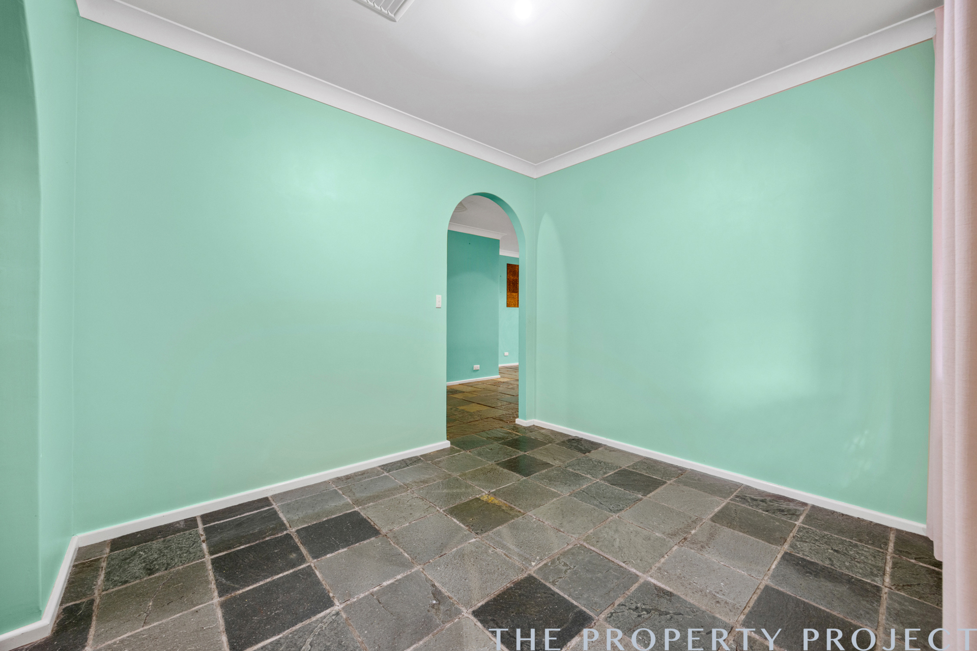 214 Blackadder Road Swan View WA 6056