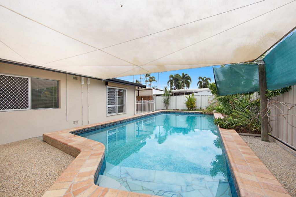 2 Fullerton Court, KIRWAN QLD 4817