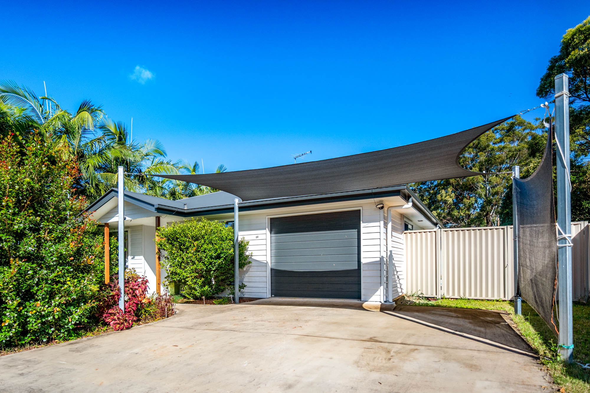 84 Jackson Road, RUSSELL ISLAND QLD 4184