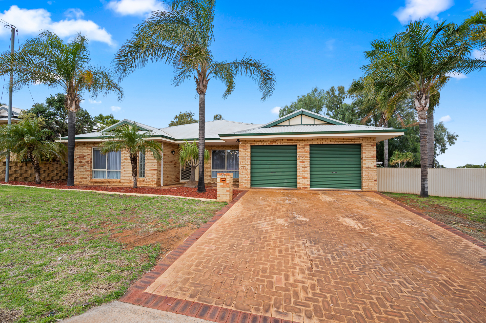 25 McKenzie Street, HANNANS WA 6430