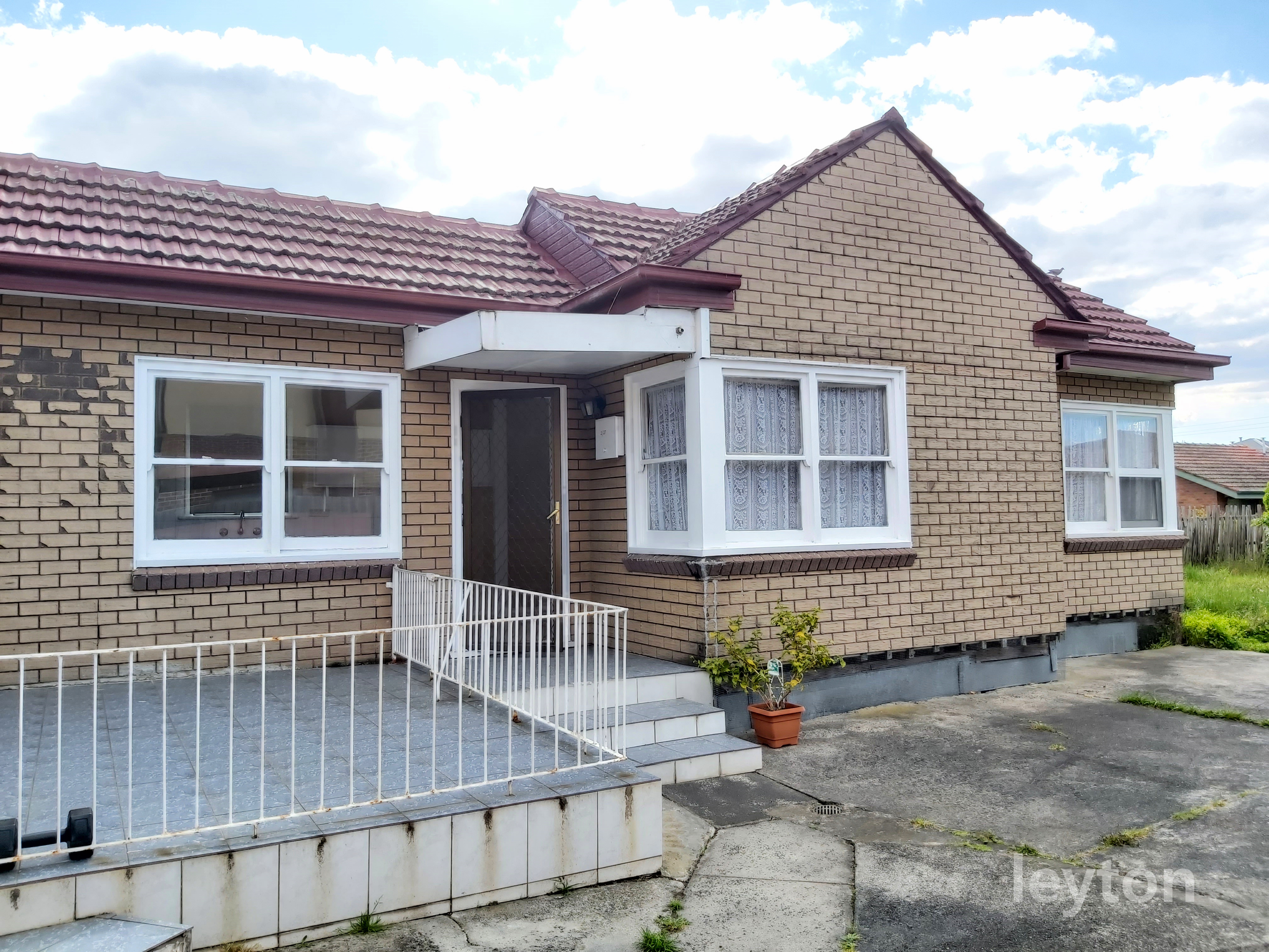 2 / 27 Joy Parade, NOBLE PARK VIC 3174