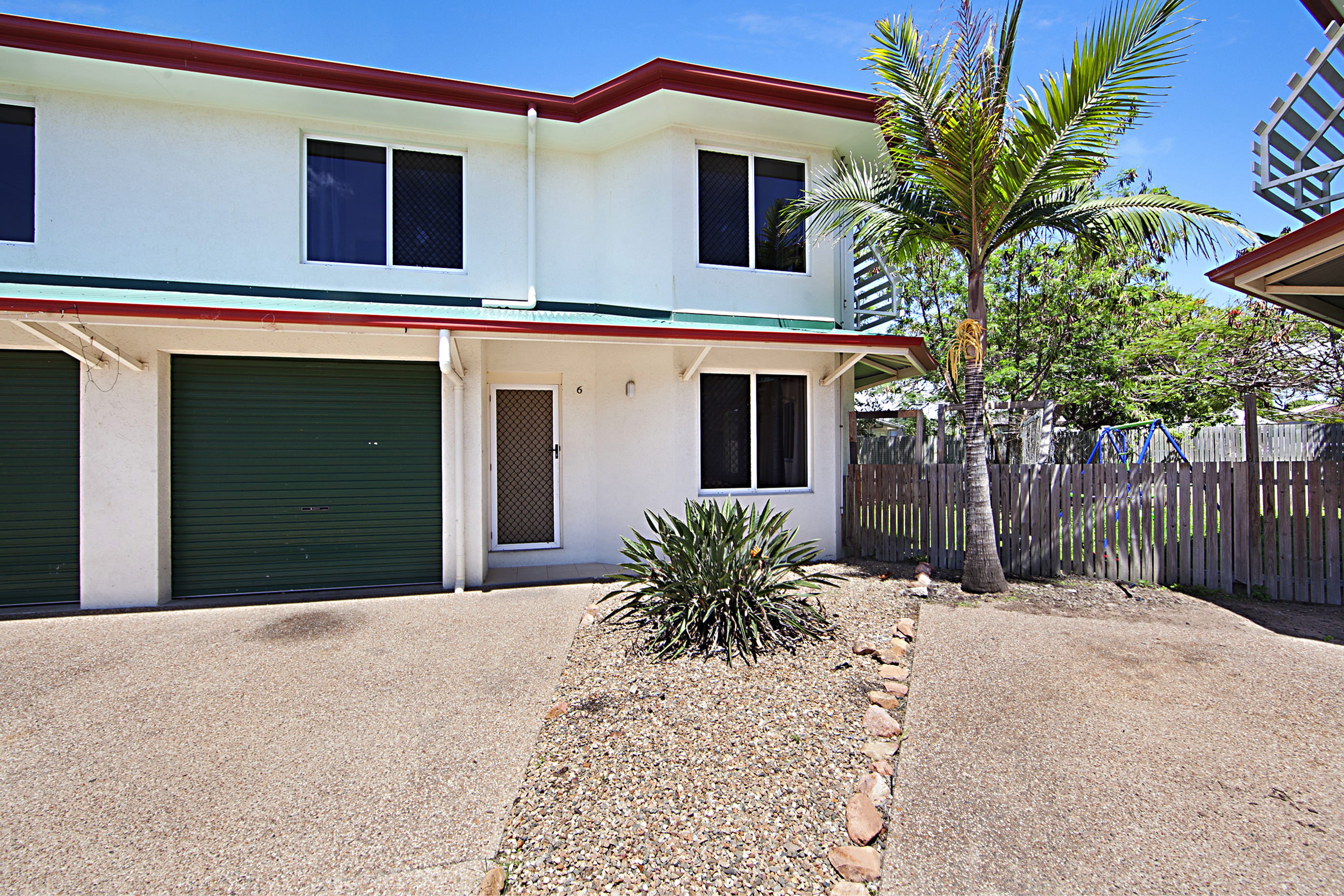Unit 6 / 26 Derby St, PIMLICO QLD 4812