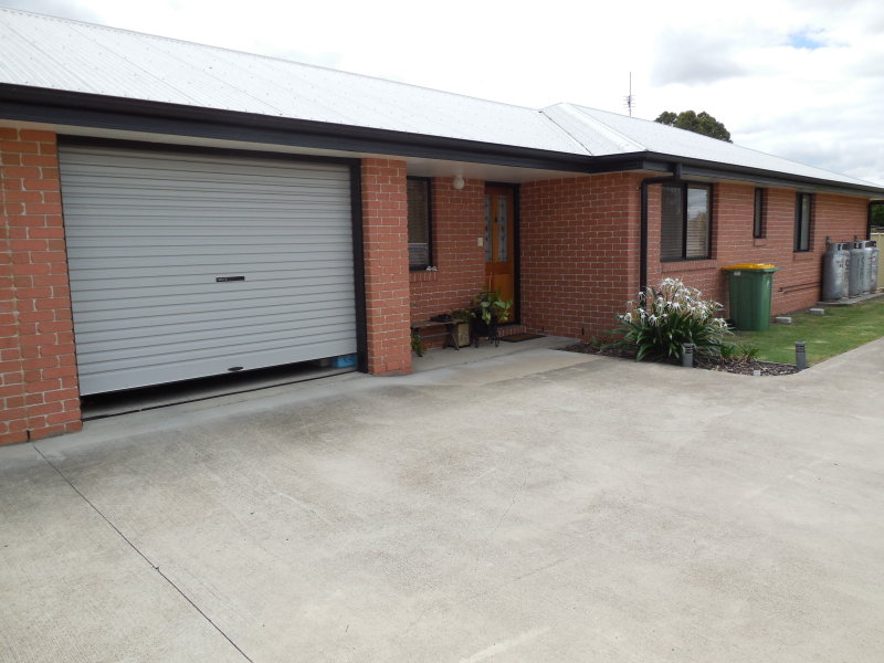 Unit 2, 3 George Street, HELIDON QLD 4344