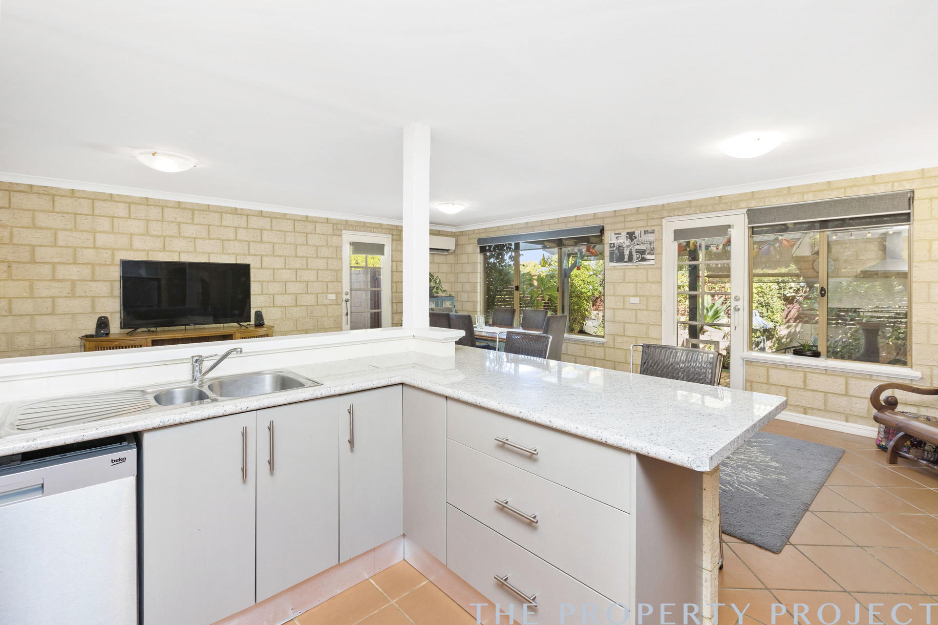 1 14 Waterloo Street Joondanna WA 6060