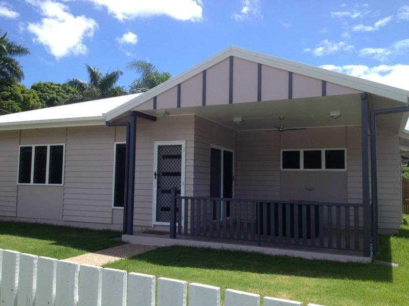 1 / 21 The Avenue, HERMIT PARK QLD 4812