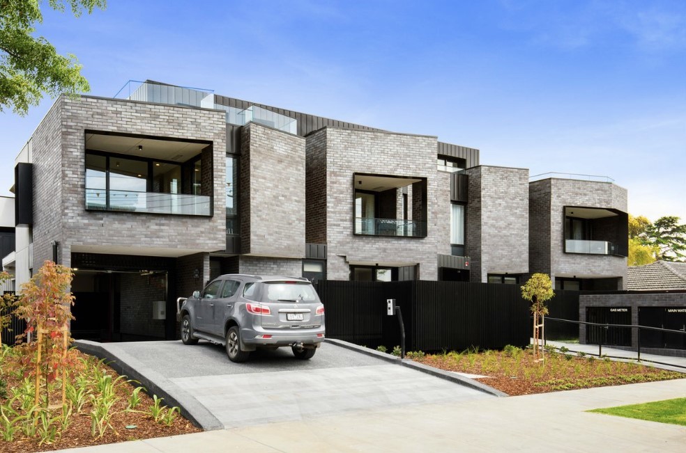 103 / 29-31 Prince Edward Avenue, MCKINNON VIC 3204