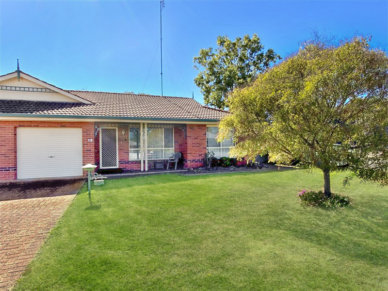4 / 18 Regent Street, FORBES NSW 2871
