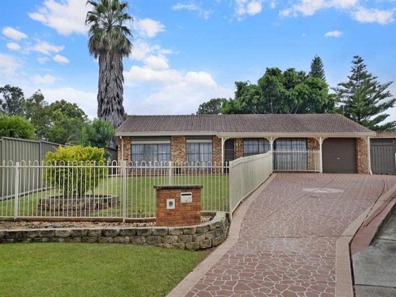 3 Luff Pl, INGLEBURN NSW 2565