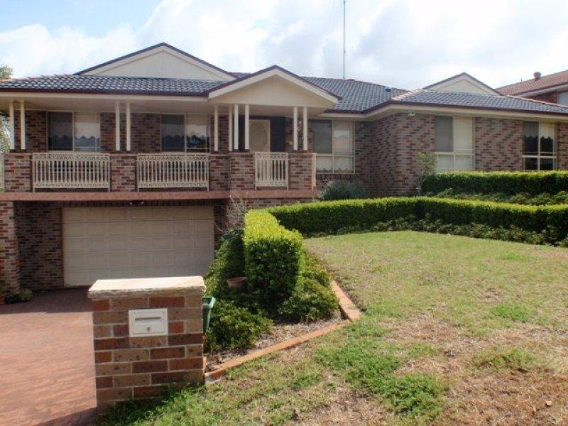 70 Abington  Cres, GLEN ALPINE NSW 2560