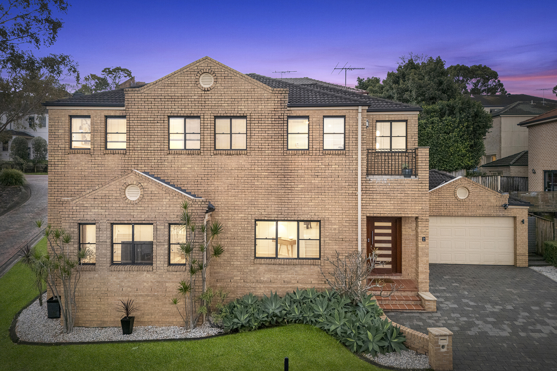 2 Mangalore Drive, WINSTON HILLS NSW 2153