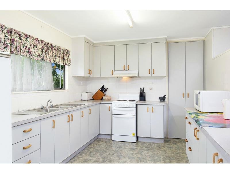 35 Falcon Crescent, CONDON QLD 4815