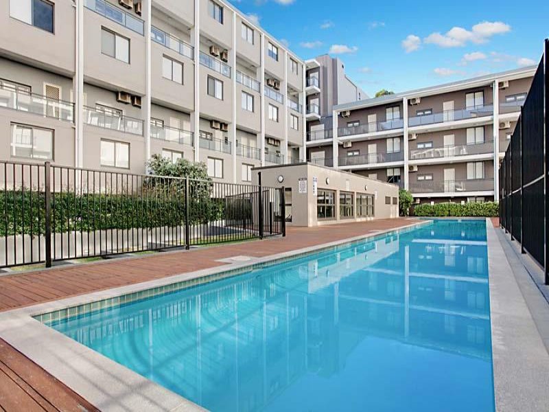 3D / 541 Pembroke Rd, LEUMEAH NSW 2560