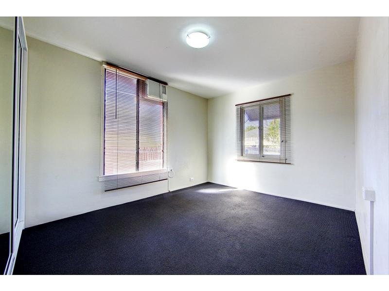 4 / 19 Carr Street, HERMIT PARK QLD 4812