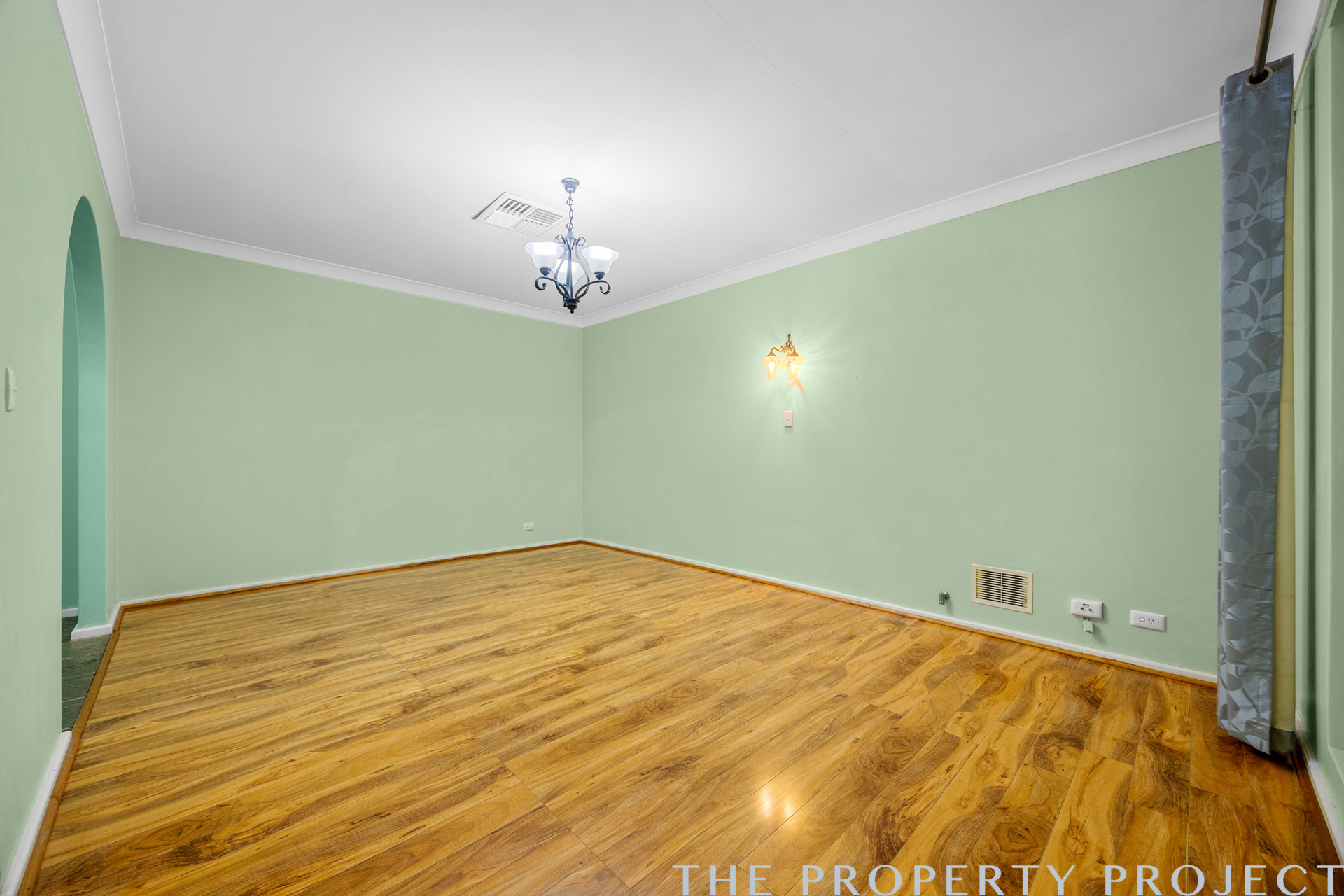 214 Blackadder Road Swan View WA 6056