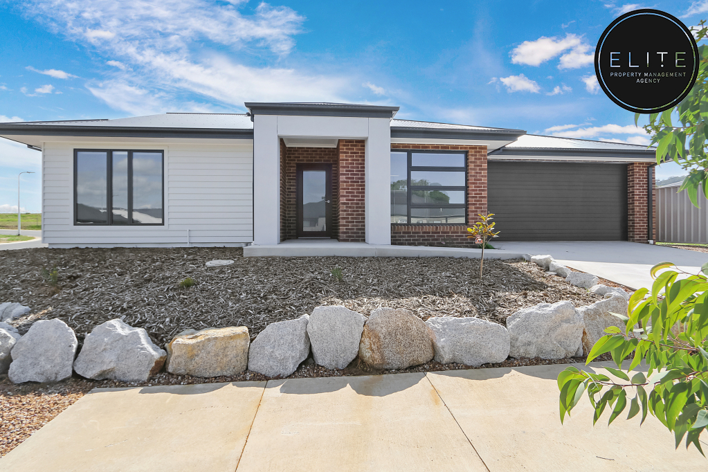 3 Birchall Cres, LENEVA VIC 3691
