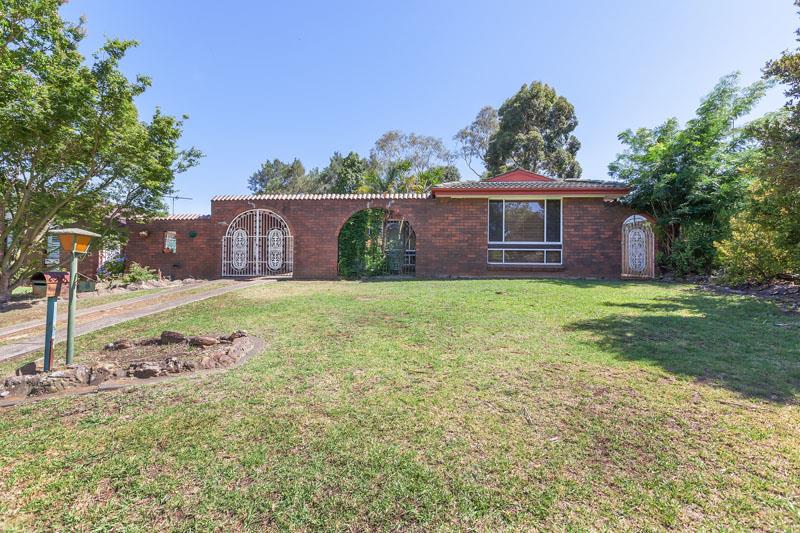 9 Pinot St, ESCHOL PARK NSW 2558
