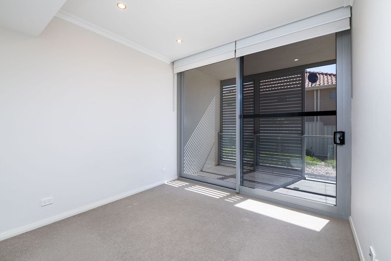 8 14 Lennard Street Marmion WA 6020