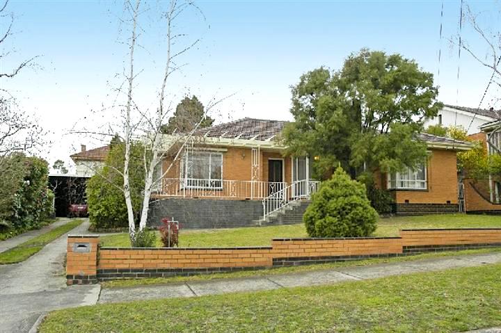 16 Rosaline Avenue, MOUNT WAVERLEY VIC 3149