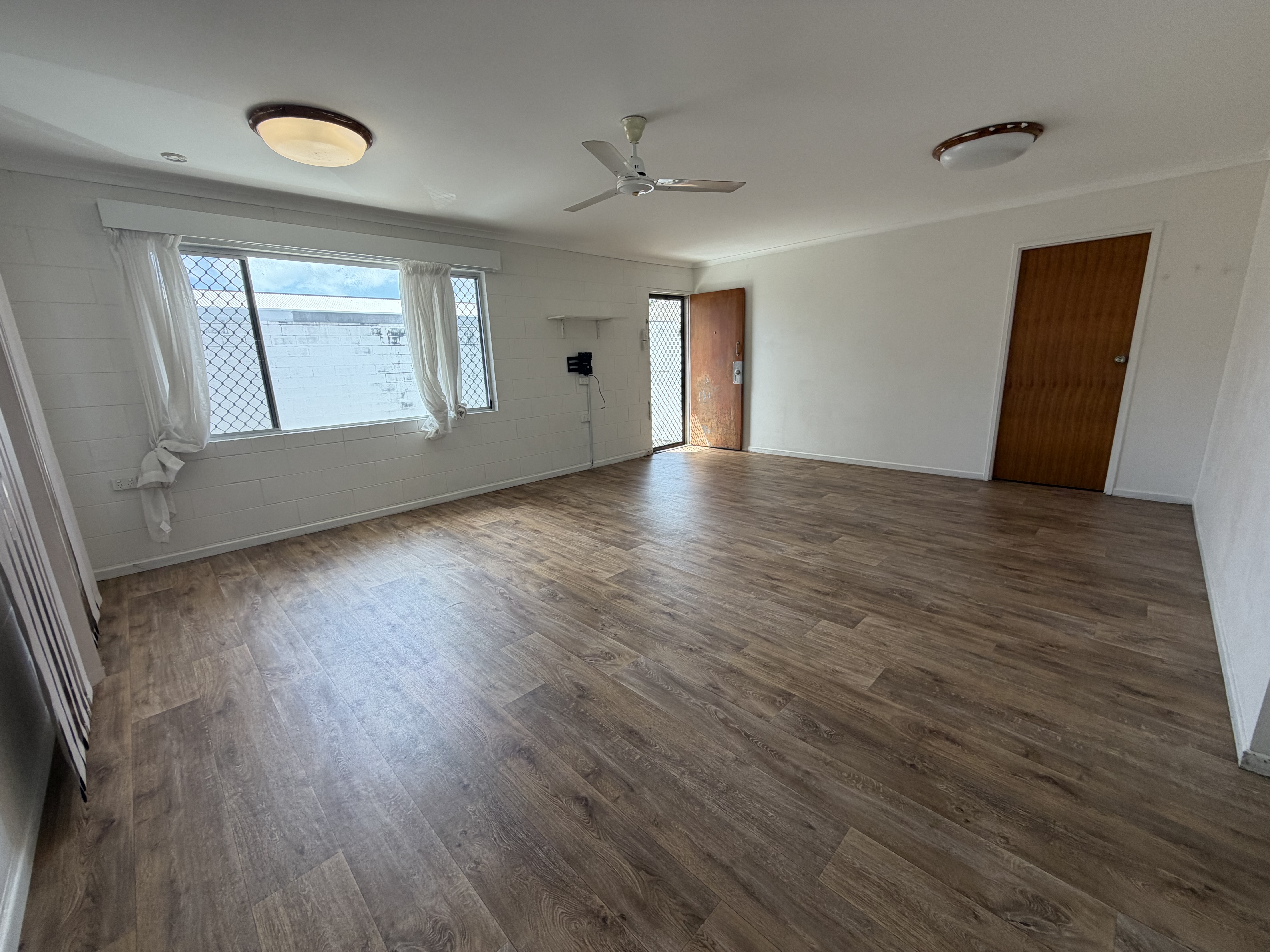 654 Sturt Street, TOWNSVILLE CITY QLD 4810