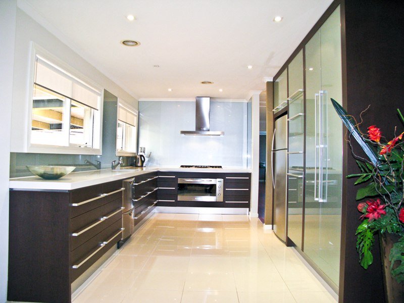 6 Matthews Place, DANDENONG NORTH VIC 3175