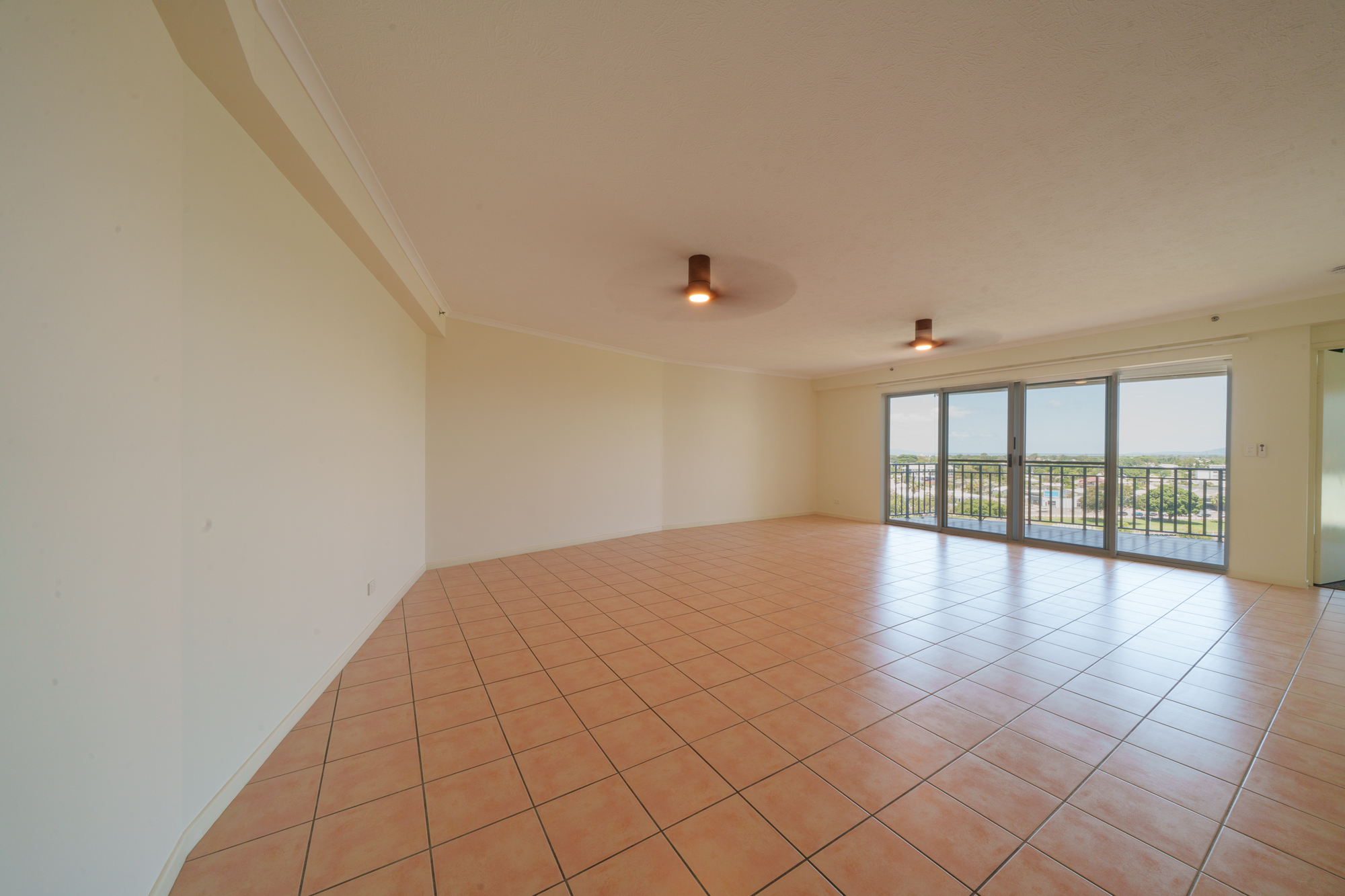 63 / 86-124 Ogden St, TOWNSVILLE CITY QLD 4810